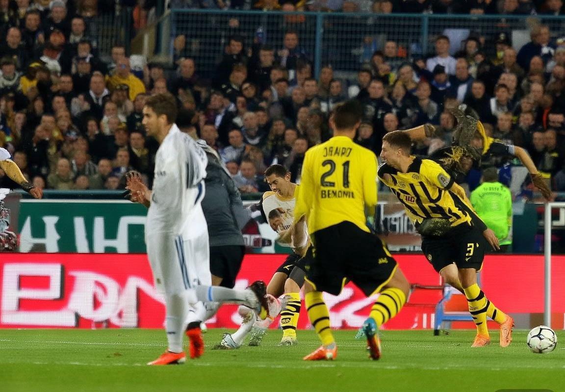 2016-2017赛季皇马多特巅峰对决：战术火花与球星对决回顾